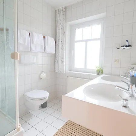 Pension Berggasse - Parkplatz, Kueche & Self Check-In 3* Olbernhau