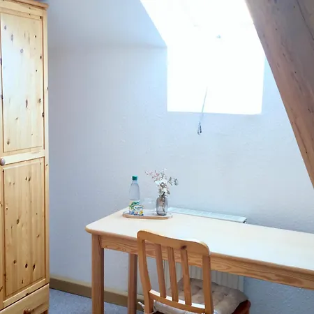 Pension Berggasse - Parkplatz, Kueche & Self Check-In Olbernhau